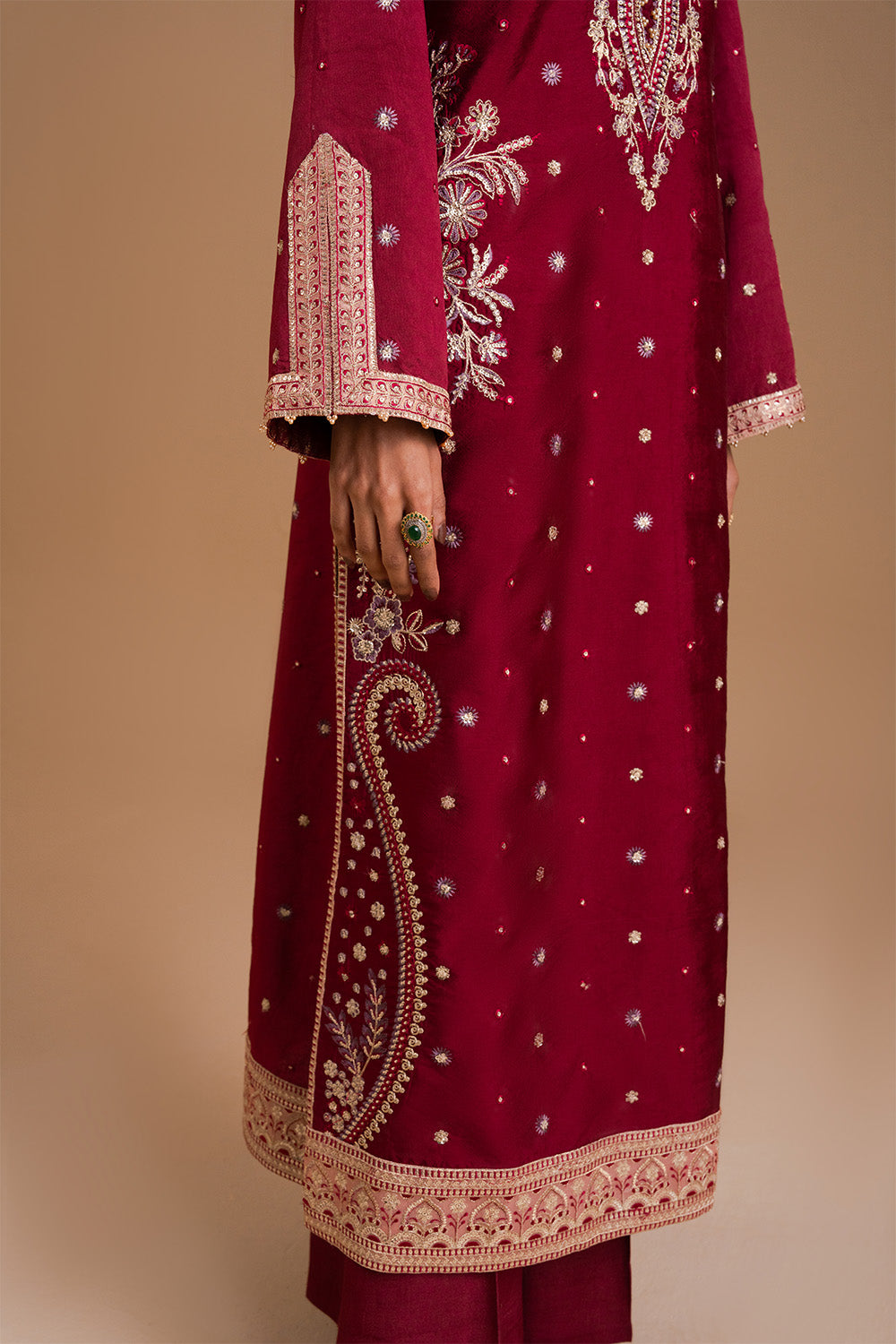FERESHTEH - ZB50037
